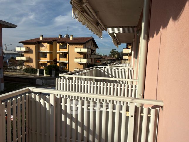 Appartamento in residenziale in Viale Aldo Moro 2