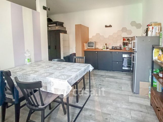 Appartamento in residenziale in Via Varesina