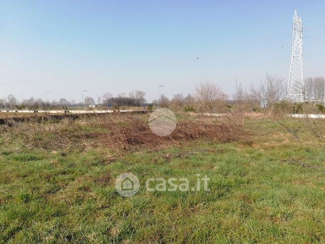 Terreno agricolo in commerciale in Strada Statale 336dir