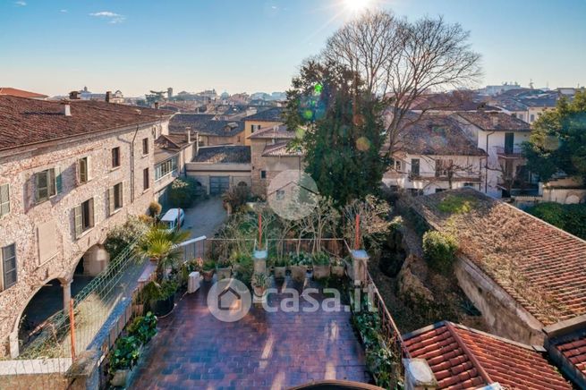 Appartamento in residenziale in Via dei Musei 42