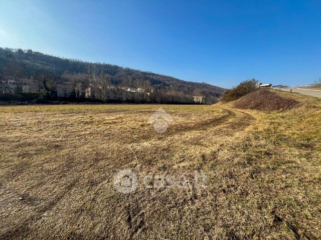 Terreno agricolo in commerciale in Via Ponte