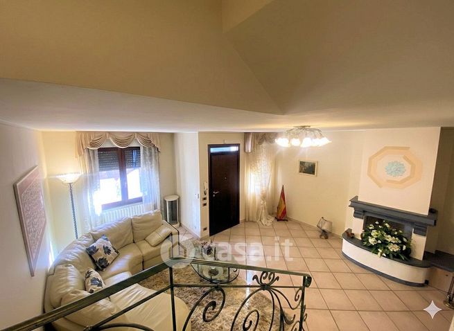 Villetta a schiera in residenziale in Via Valle