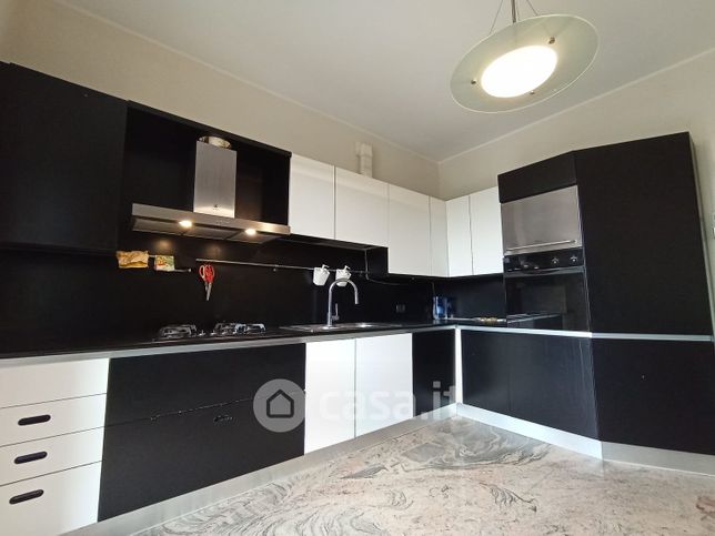 Appartamento in residenziale in Via Cardani