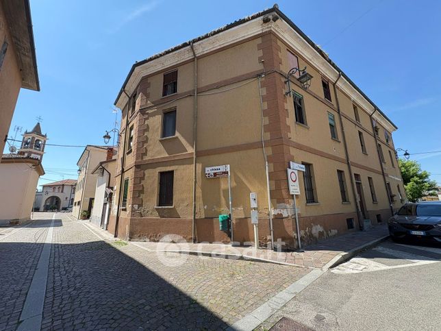Appartamento in residenziale in Via Trieste 30