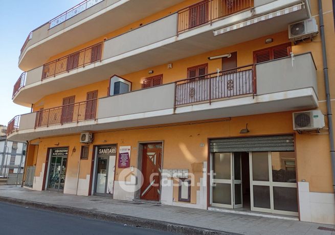 Ufficio in commerciale in Via Eugenio Curiel 7