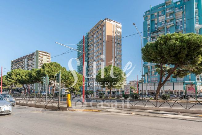 Appartamento in residenziale in Viale della Regione Siciliana Nord Ovest 2551