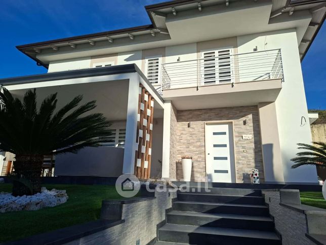 Appartamento in residenziale in Via Marmolito 130