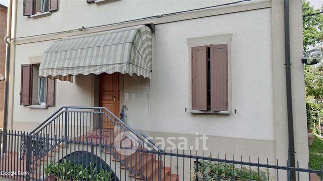 Casa indipendente in residenziale in Via Andrea da Faenza 64
