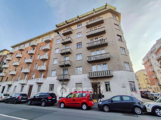 Appartamento in residenziale in Via Michele Lessona 57