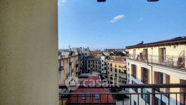 Appartamento in residenziale in Via Alserio 1