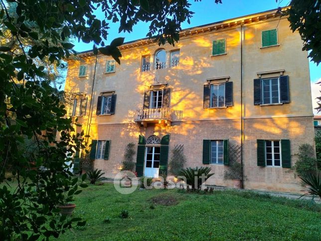 Rustico/casale in residenziale in 