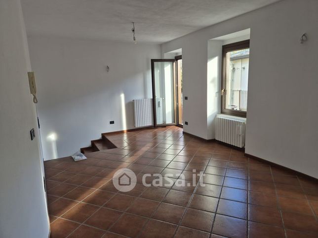 Appartamento in residenziale in Via de Simoni