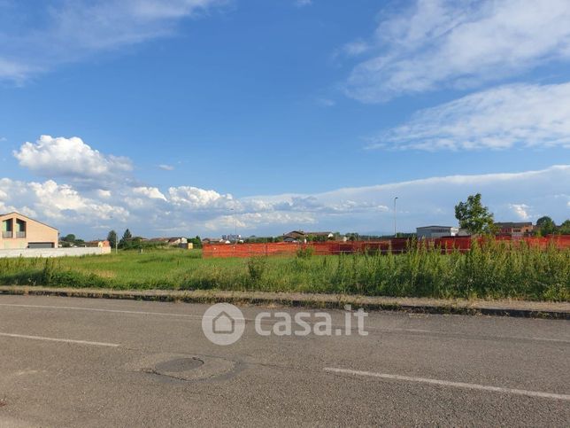 Terreno edificabile in residenziale in Via Grancia 21