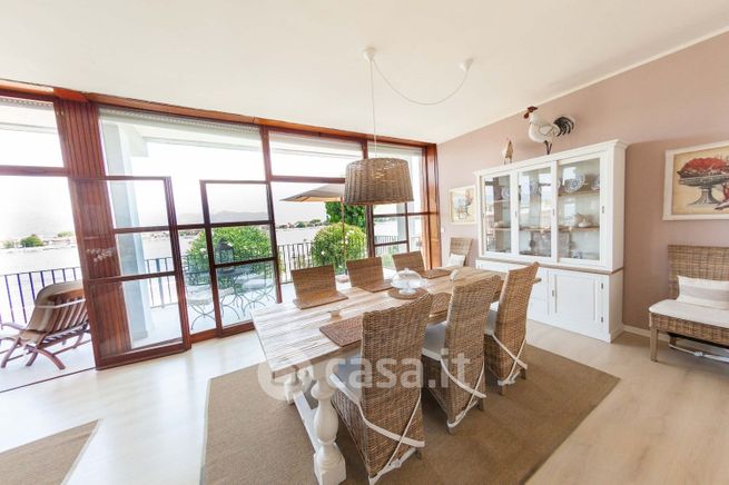 Casa bi/trifamiliare in residenziale in Via C. A. Fabbricotti