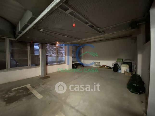 Box/posto auto in residenziale in Stradone Farnese