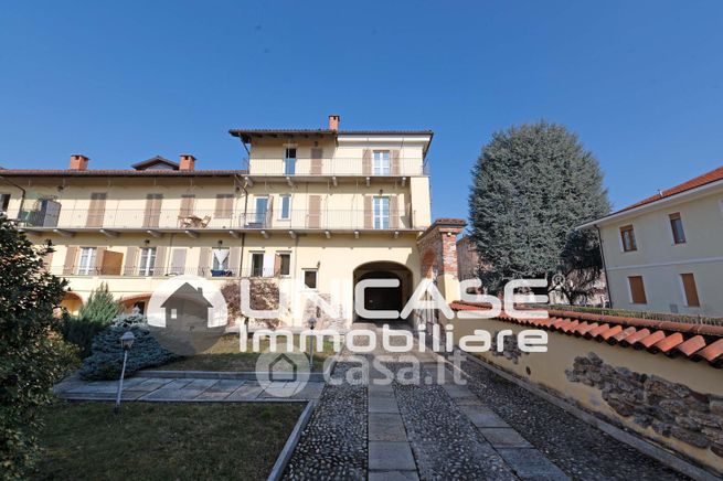 Appartamento in residenziale in Piazza Castelvecchio 4