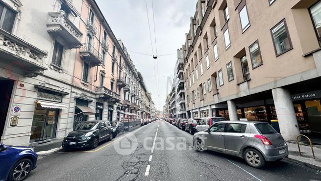 Ufficio in commerciale in Via Spartaco