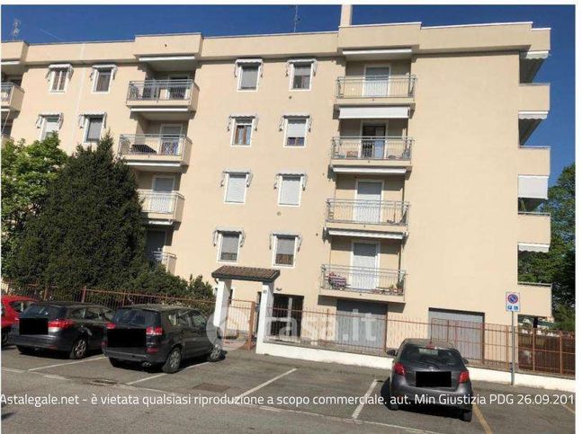 Appartamento in residenziale in Via Alessandrini 8