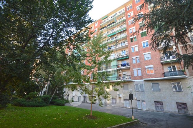 Appartamento in residenziale in Largo Promessi Sposi 4