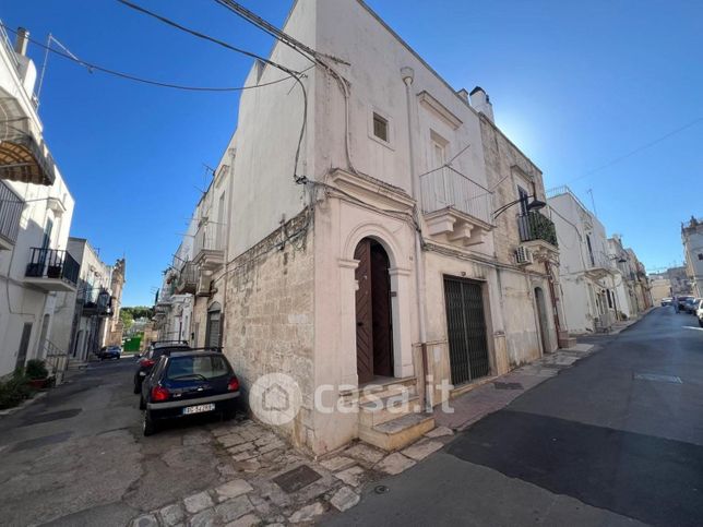Casa indipendente in residenziale in Via I Monte