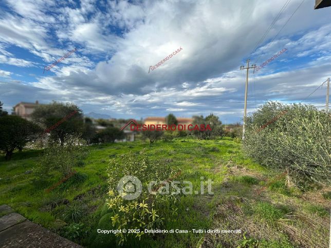 Terreno agricolo in commerciale in Via Roma 4