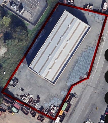 Capannone in commerciale in Via Pisa 6