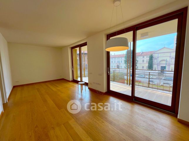 Appartamento in residenziale in Via Monte Rosa 66