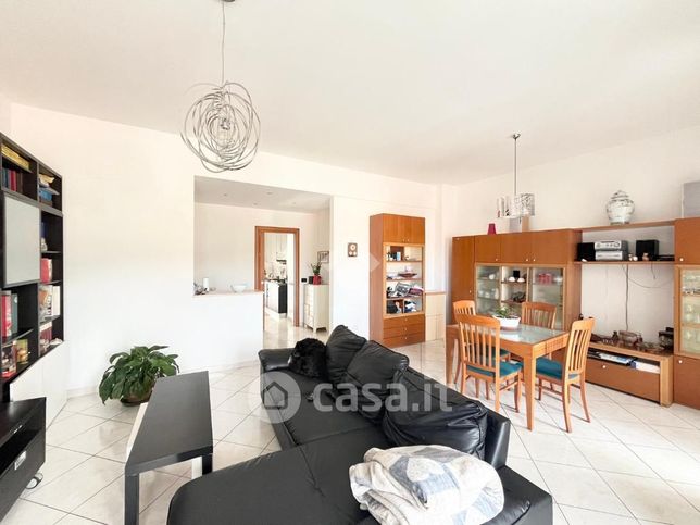 Appartamento in residenziale in Via Gabriello Chiabrera 25