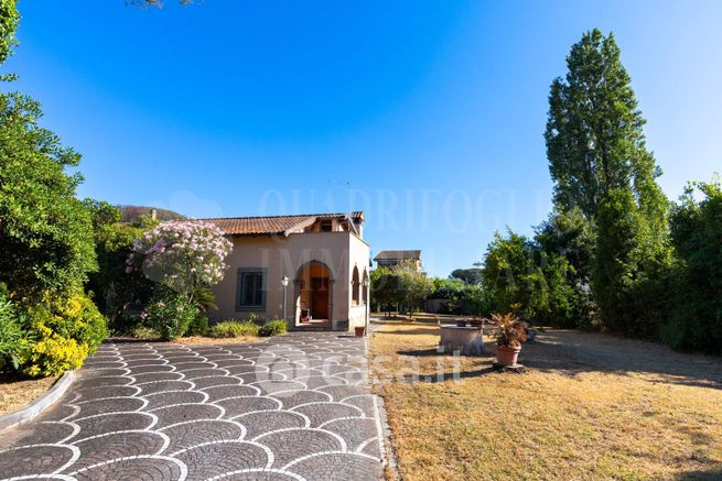 Villa in residenziale in Via Valfloriana 37
