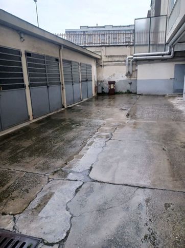 Garage/posto auto in residenziale in Corso Antony 24 A