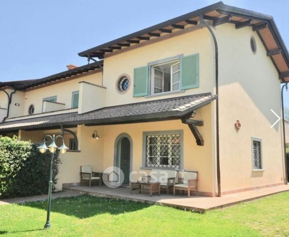 Villetta a schiera in residenziale in Via Salvador Allende 98