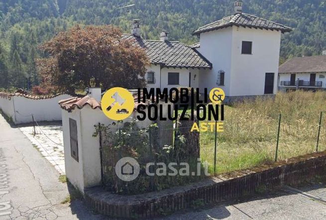 Villetta a schiera in residenziale in Via Vittorio Veneto 32