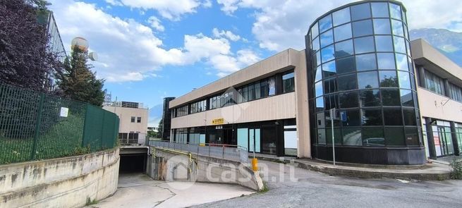 Garage/posto auto in residenziale in Località La Maladière 37