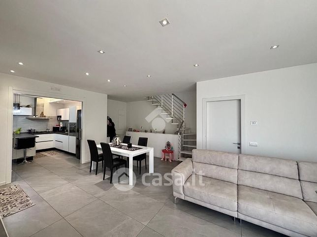 Appartamento in residenziale in Via Redentore 1