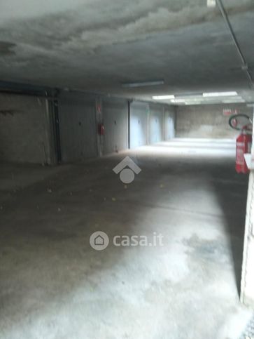 Box/posto auto in residenziale in Via Villarbasse 32