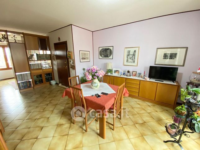 Appartamento in residenziale in Via Galeazza 51