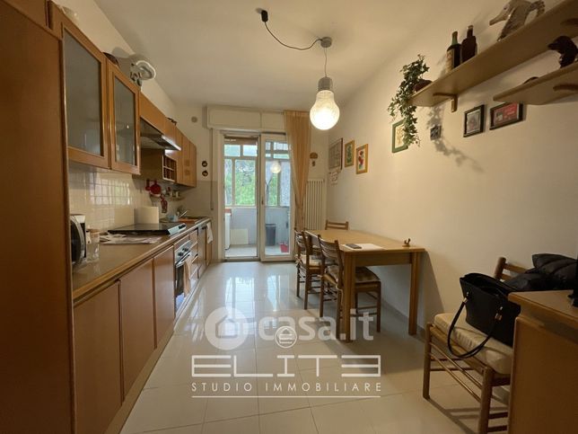 Appartamento in residenziale in Via Basilicata