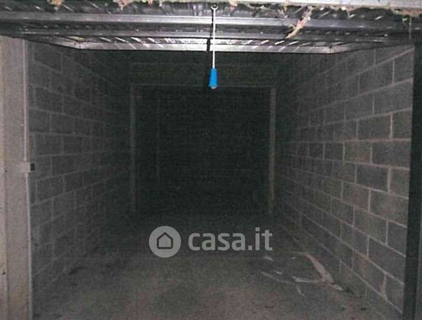 Box/posto auto in residenziale in Via Pizzo Camino