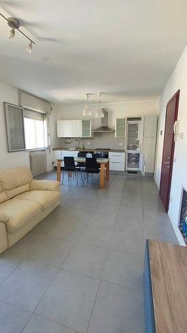 Appartamento in residenziale in Viale Felice Cavallotti