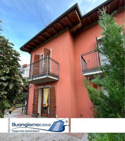 Casa bi/trifamiliare in residenziale in Via Lepanto