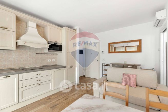 Appartamento in residenziale in Via Caduti in Missione di Pace 17