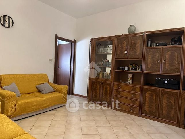 Appartamento in residenziale in Via Stefano Turr 25