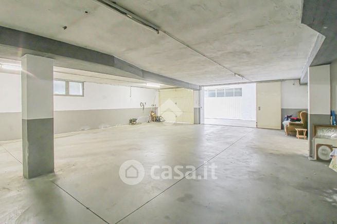 Capannone in commerciale in Via Don Alfredo Chiudaroli 26