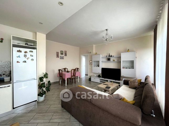 Appartamento in residenziale in Via A. Andreoli 18