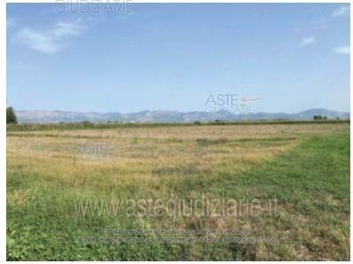 Terreno agricolo in commerciale in Via Migliara 49 Sx 668