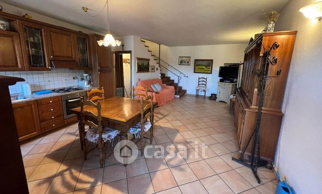 Casa indipendente in residenziale in Via Scioppato 59