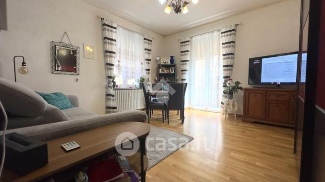 Appartamento in residenziale in Via Ramiro Ginocchio 18