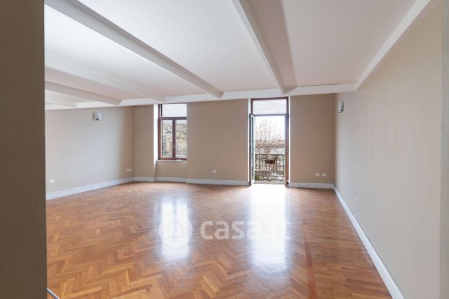 Appartamento in residenziale in Via Mergellina 32