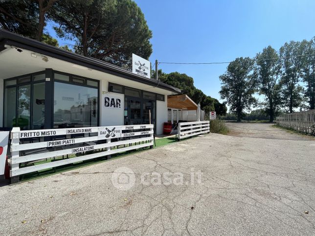 Attività/licenza (con o senza mura) in commerciale in Via Romea