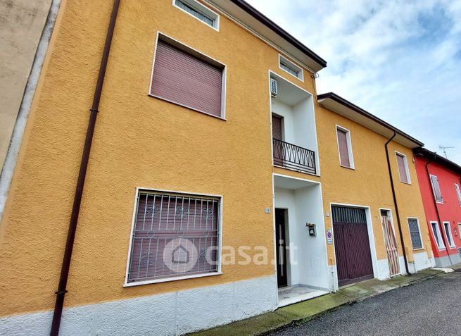 Casa indipendente in residenziale in Via San Martino